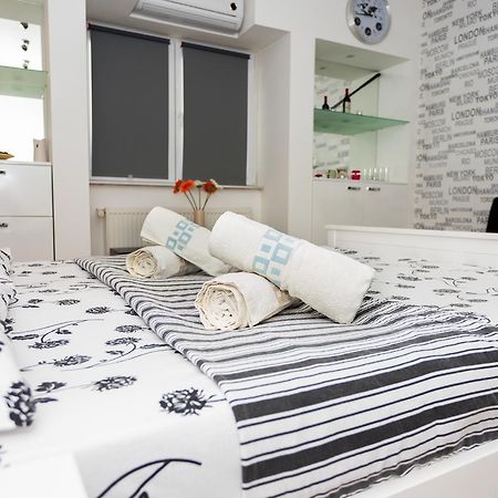 Imperial City Center - 1 Bedroom Apartment Bukarest Exteriör bild