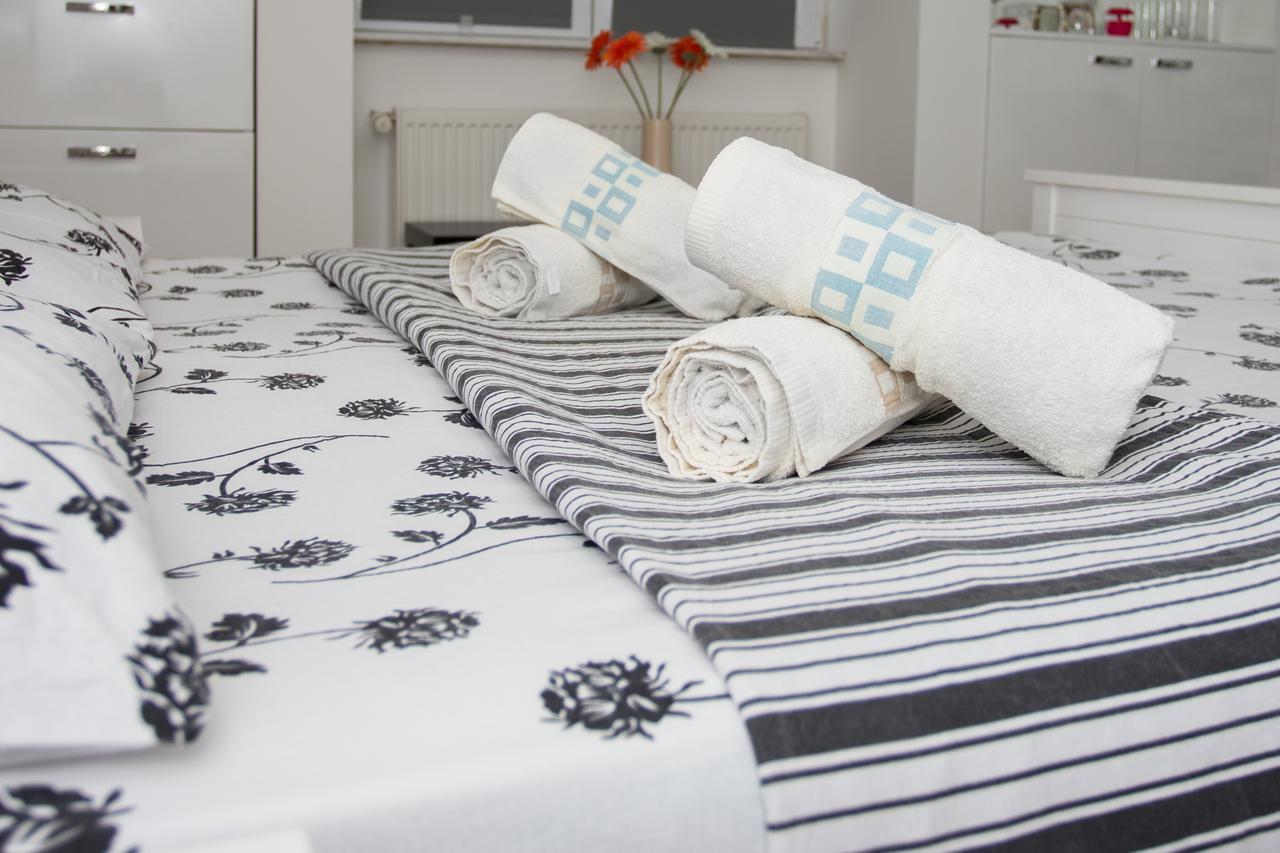Imperial City Center - 1 Bedroom Apartment Bukarest Exteriör bild
